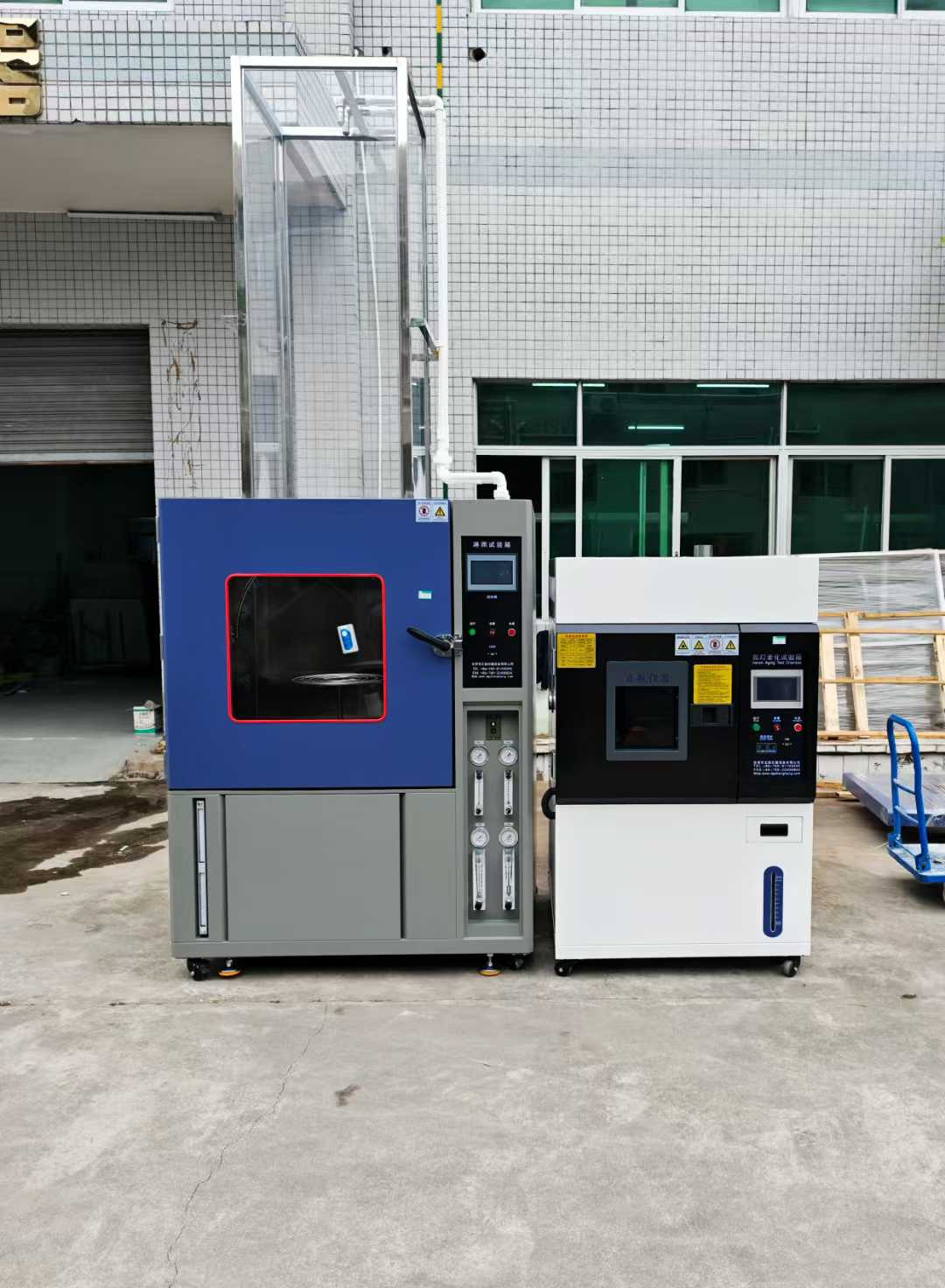 氙燈老化箱淋雨箱送貨東莞老客戶